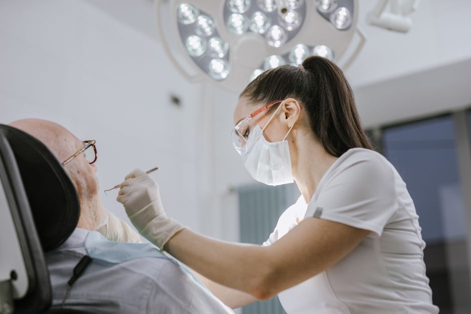 Dentist clinic - Medical aid tax credit 2026/27: amounts, extra credit and worked examples
